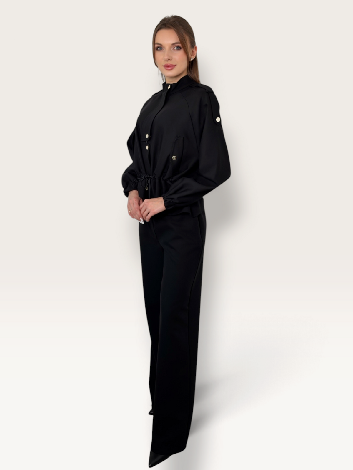 Detaliu jacheta neagra cu guler tunica compleu Dahlia