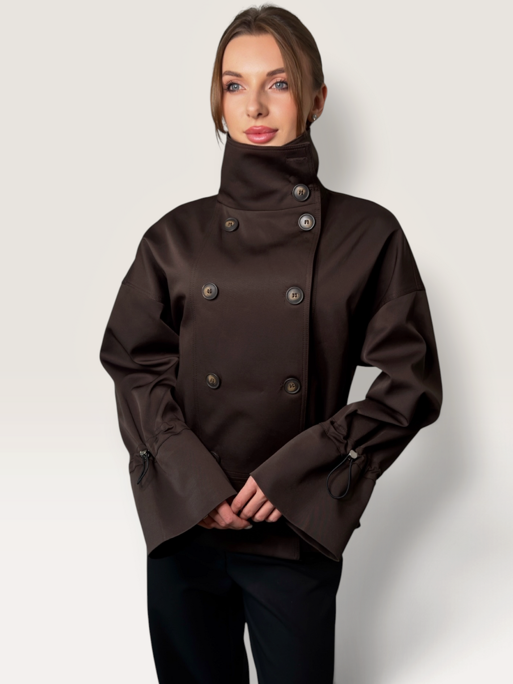 Geaca scurta dama maro oversized cu nasturi Dahlia