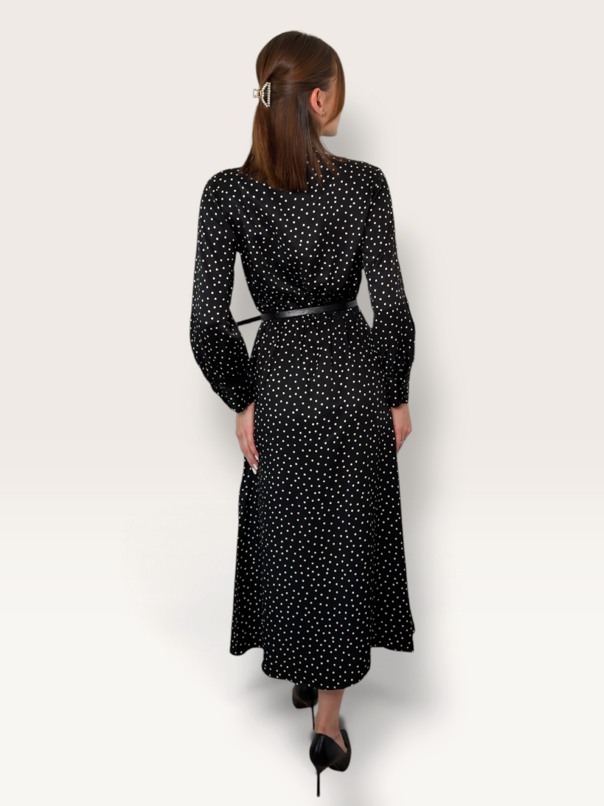 Rochie cu buline neagra si curea in talie Dahlia